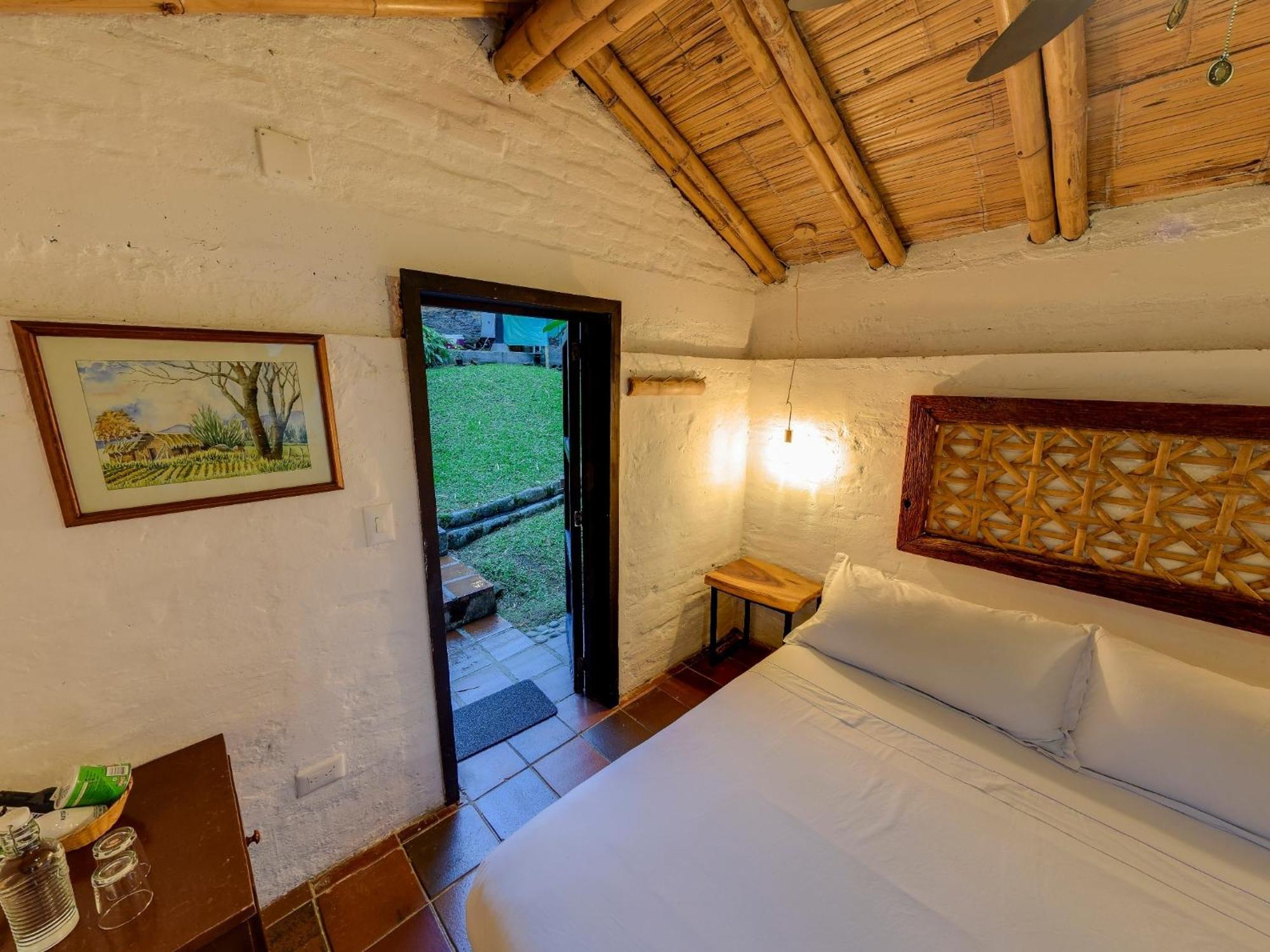 Eco Hotel Hacienda El Diamante بوغا الغرفة الصورة