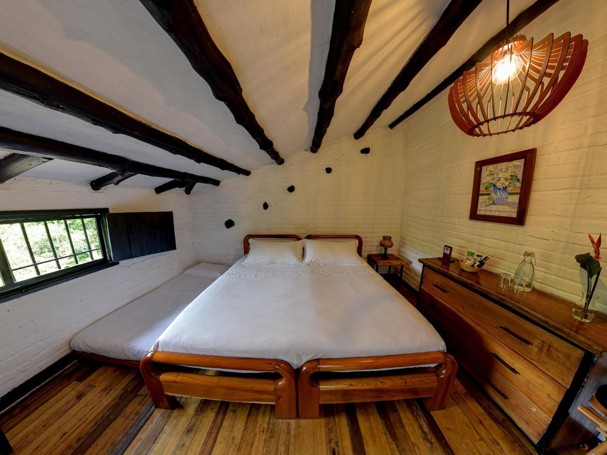 Eco Hotel Hacienda El Diamante بوغا الغرفة الصورة
